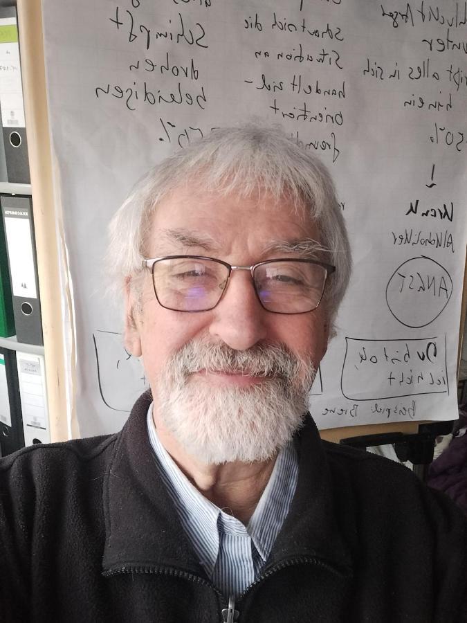 Ein Offenes Kompetentes Ohr Köln Dış mekan fotoğraf